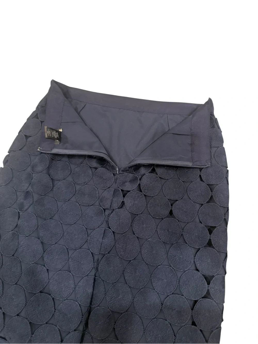 Ann Taylor Factory Navy Textured Circle Appliqué Pencil Skirt Women’s Size 8
